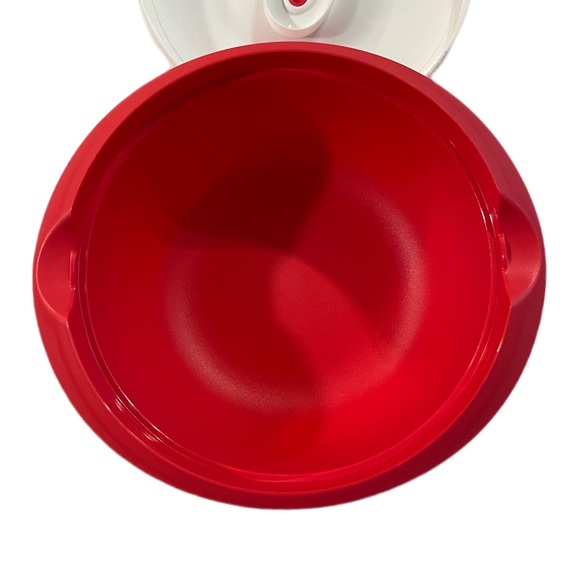 ✨🆕♦️🫓TUPPERWARE TORTILLA KEEPER🫓♦️ - Picture 8 of 10